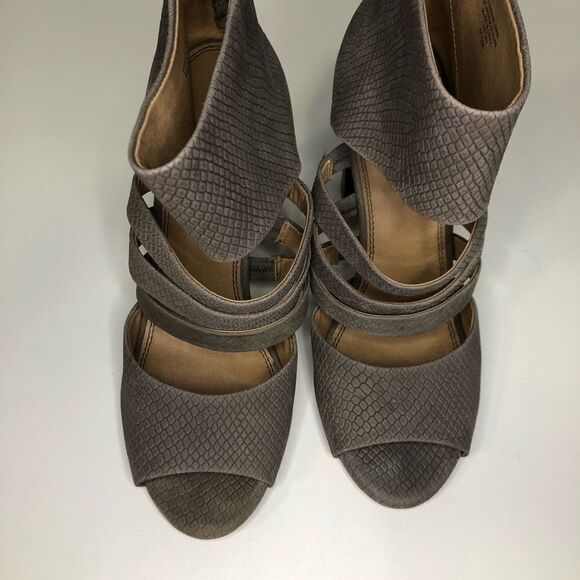 SPLENDID jackie cut out peep toe fine leather - Picture 8 of 12